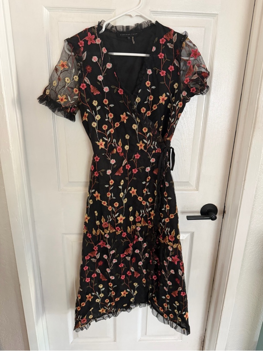 Endless Rose IMMEASURABLE JOY EMBROIDERED MESH MAXI DRESS Black Size Small